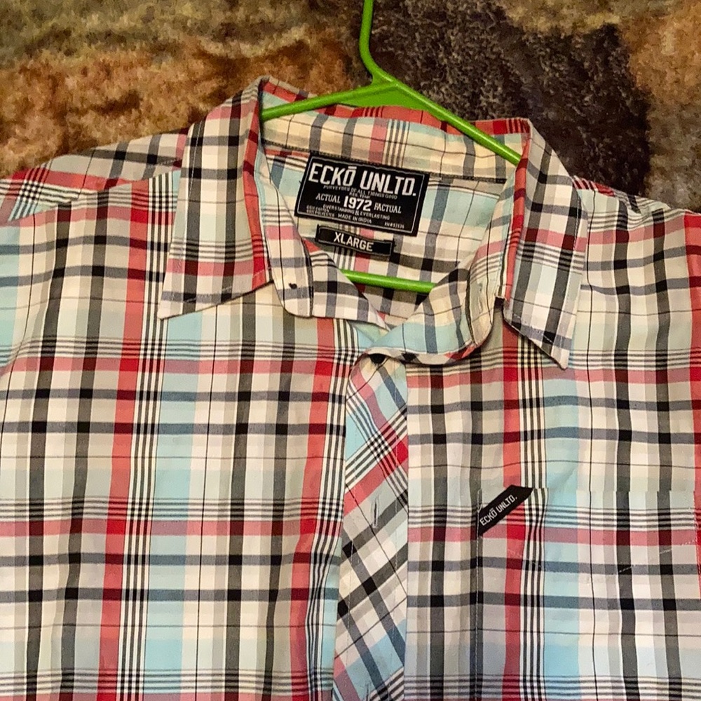 Brand new ECKO UNLTD. Shortsleeved button up shirt